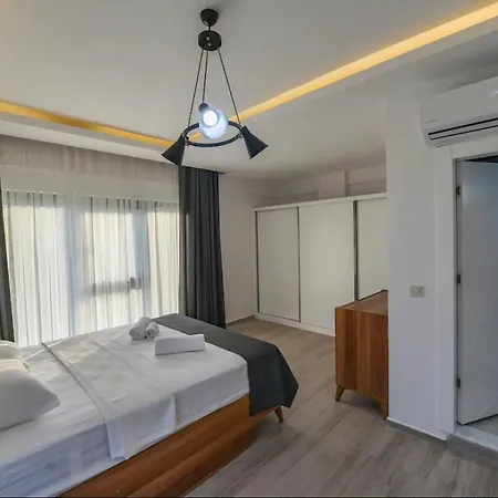 Luxury With Pool دالامان