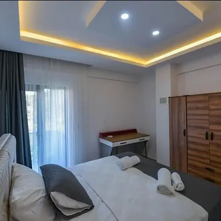 فيلة Luxury With Pool دالامان