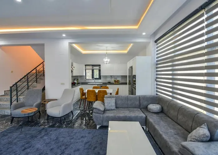 Luxury With Pool Villa *